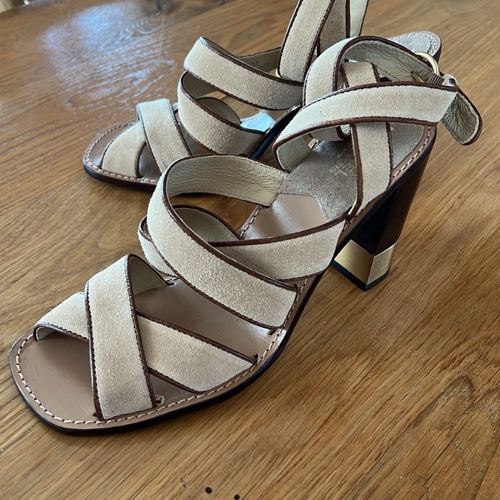 Michael Kors Natural Suede Sz 11 Women’s Block Heel Strappy Sandal Square Toe - Picture 4 of 15